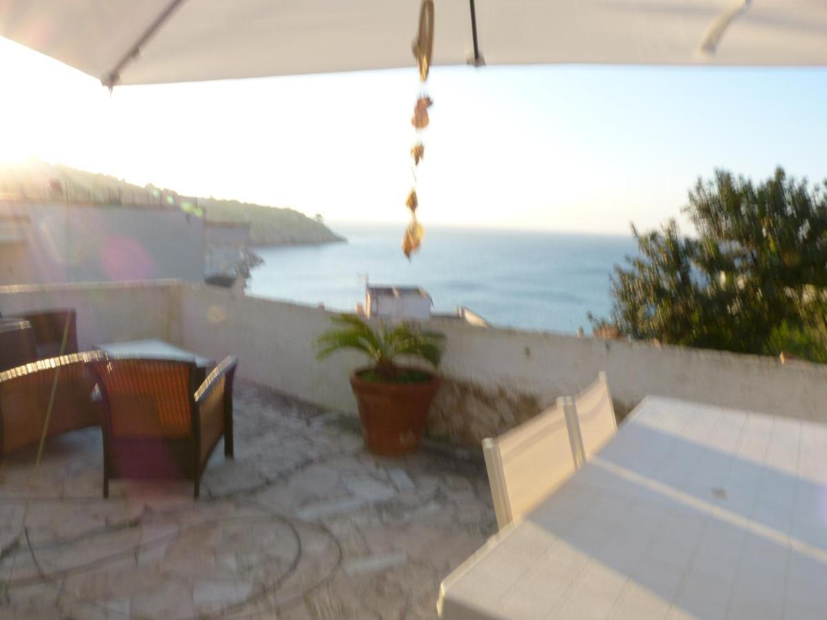 Casa Vacanze Vincenzo E Rosanna Castro  エクステリア 写真
