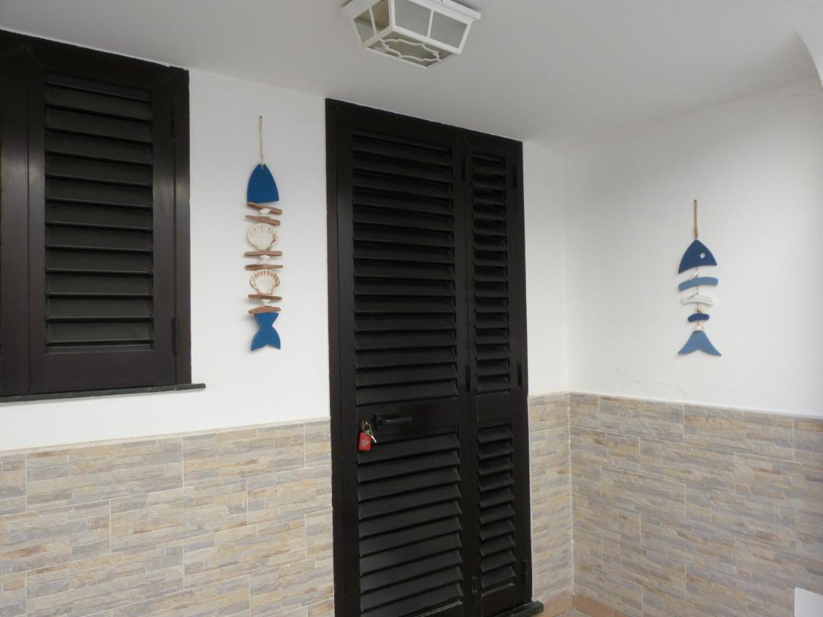 Casa Vacanze Vincenzo E Rosanna Castro  エクステリア 写真
